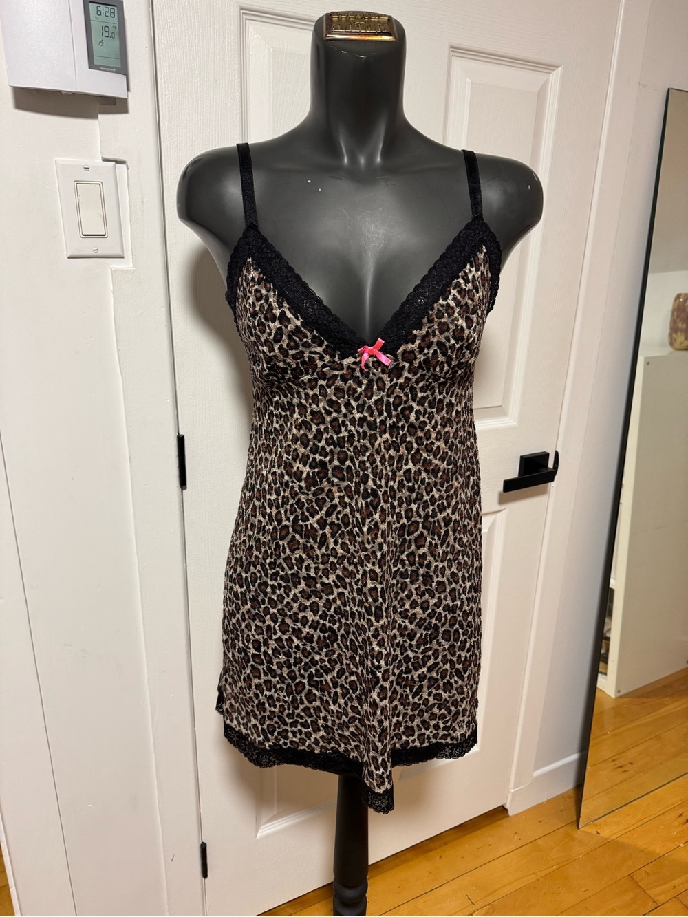 Leopard Print Lace-Trim Chemise Nightdress - Black/Beige